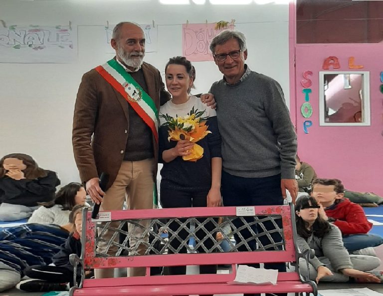 Inaugurata a Cantalupo la Panchina Rosa LILT intitolata a Stella Settimi