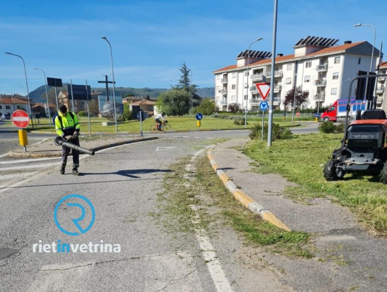 L’assessore Nobili risponde al lettore di Rietinvetrina: “Il lavoro di sfalcio non è terminato. Stanziati 40mila euro per i parchi”