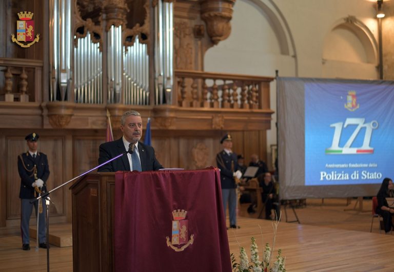 171° anniversario Polizia di Stato – LE ONORIFICENZE E LODI CONCESSE