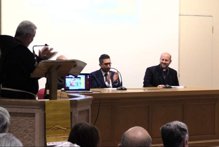 Il vescovo Piccinonna dà il via al ventesimo Convegno di Greccio