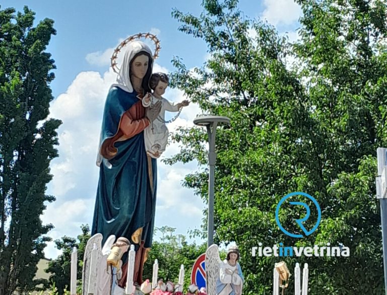 Micioccoli celebra la Processione per Santa Maria Madre della Chiesa