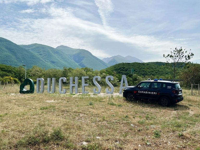 Aggredisce gli anziani genitori in piena notte. Arrestato dai Carabinieri