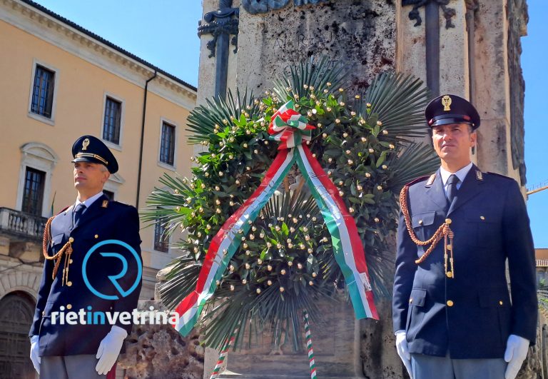 ►VIDEO – Festa del 2 giugno. Deposizione corona di alloro Monumento Caduti