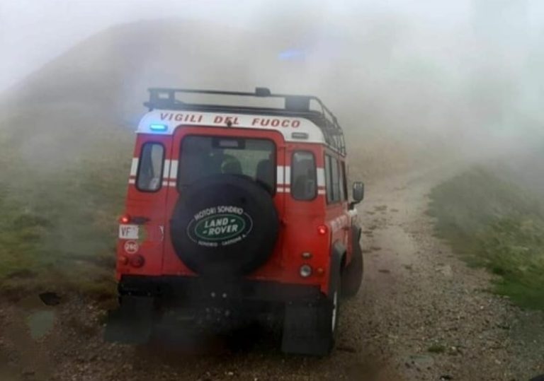 In fiamme il bosco di Accumoli. Sul posto elicottero VVF e squadre boschive