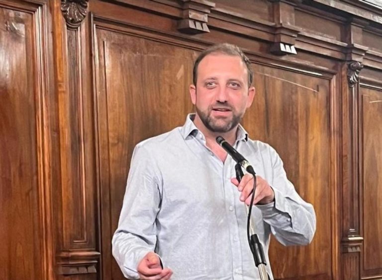 Bizzoca (T’Immagini): “Sebastiani non lo sa ma ci dà ragione. Che c’entrano gli scudieri social del Sindaco col PNRR?”