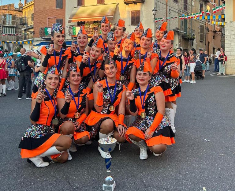 Concorso nazionale majorettes di Faleria, 1° e 2° posto tutto sabino