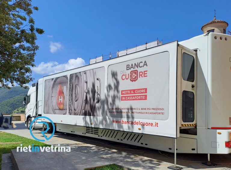Jumbo Truck in piazza Cesare Battisti per visite cardiologiche gratuite fino al 5 luglio