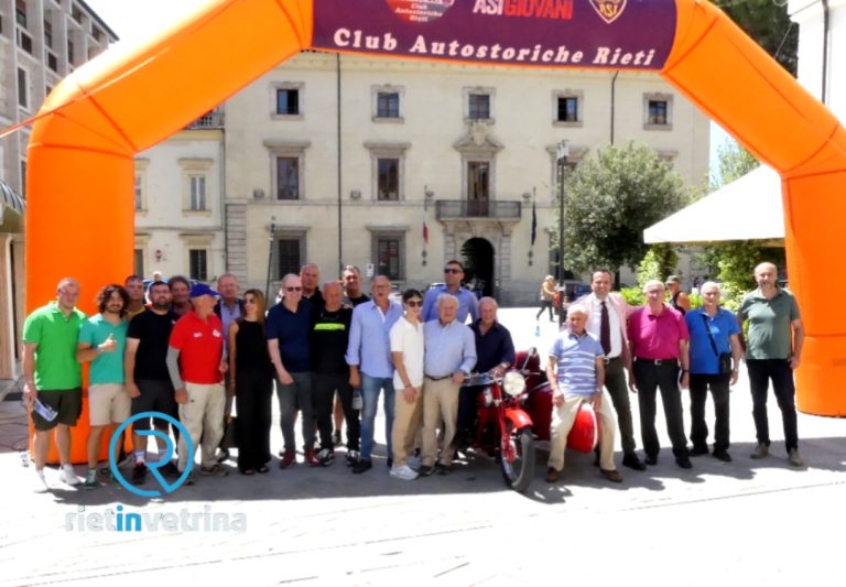 Le moto storiche della Milano – Taranto hanno colorato Rieti – LE FOTO