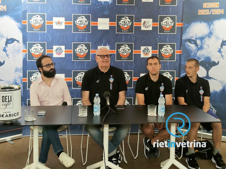 Coach Ponticiello si presenta ai tifosi: “Entusiasmo e gruppo per conquistare l’A2”