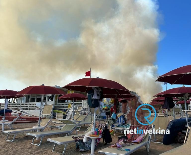 Incendio a Torre Mozza (Puglia). Evacuati reatini da villaggio vacanze