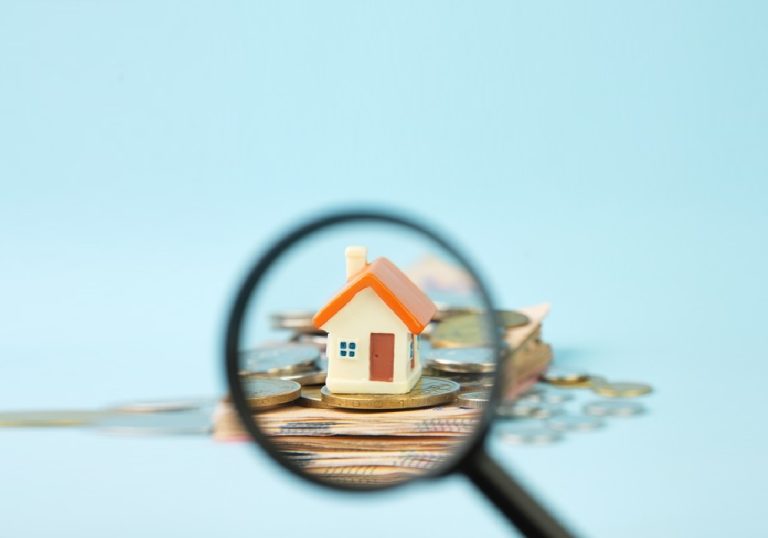 Mutui, nel Lazio il 13% dei mutuatari ha scelto il variabile. Sul mutuo medio laziale la rata è cresciuta del 60% in un anno