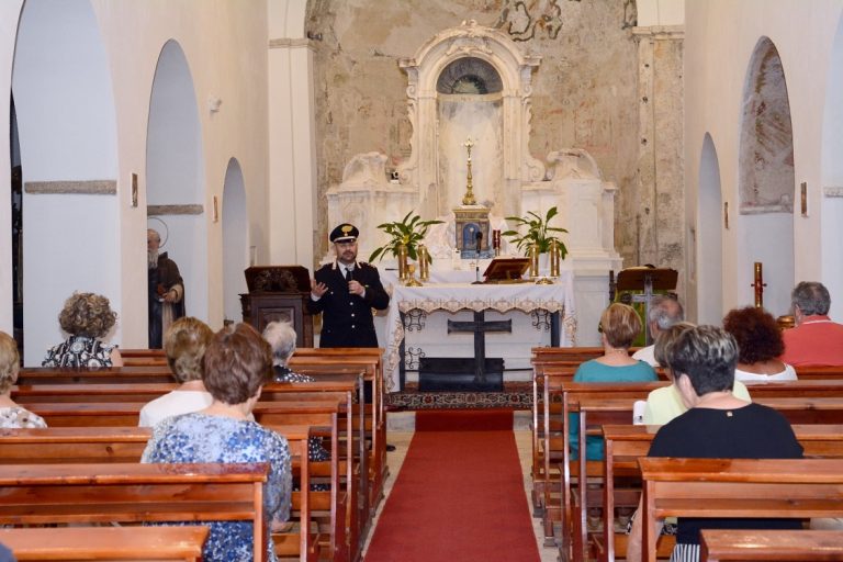 Stop truffe. I Carabinieri incontrano la popolazione di Borgo Velino