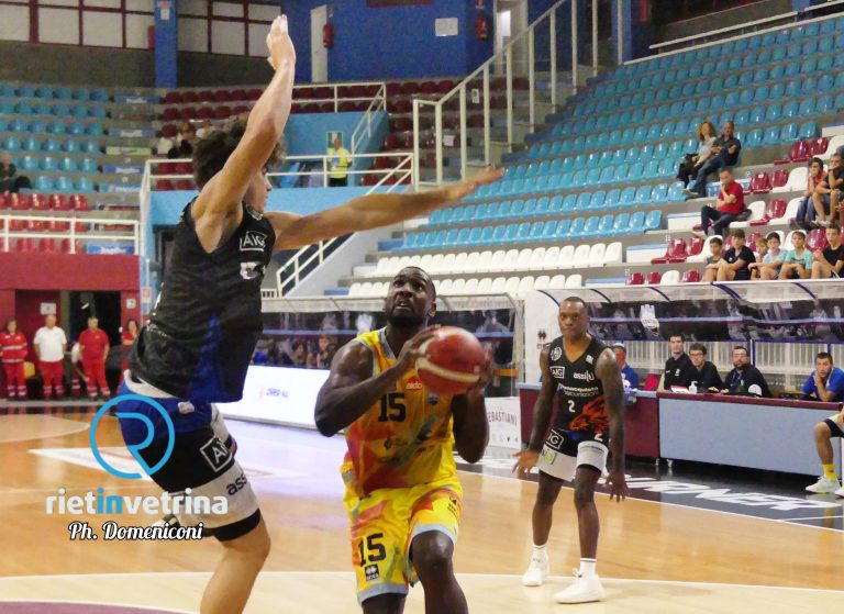 La RSR vince 73-58 contro Latina e si qualifica ai quarti di finale di Supercoppa