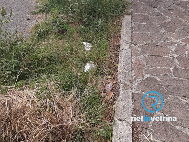 SEI TU IL REPORTER – “In via Isonzo da 30 anni non abbiamo più un marciapiede. Il Comune cosa aspetta?”