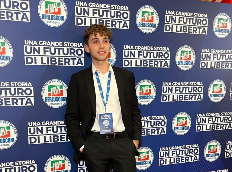 Forza Italia Giovani Rieti alla convention nazionale di Paestum,  Salvatore La Bella (FI): “Straripante onda azzurra di giovani”