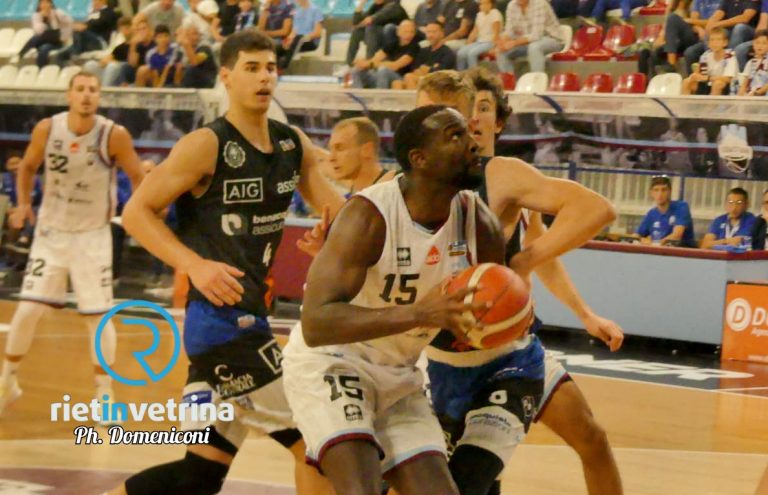 La Sebastiani fa suo il derby con Latina vincendo 90-70