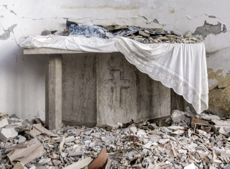 Una mostra fotografica sulle ferite del sisma 2016 ancora non rimarginate