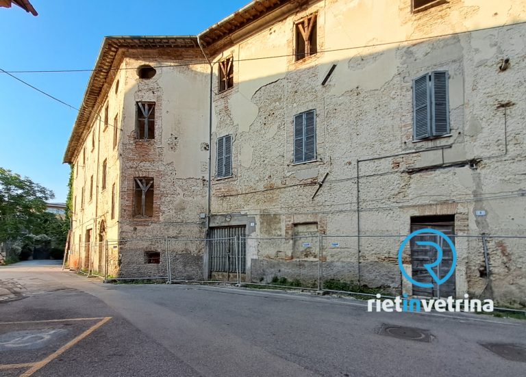 Modifiche viabilità in via della Verdura per lavori su Palazzo Javarroni