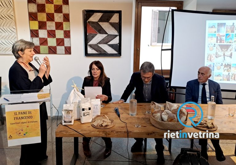 Presentato il “Pane di Francesco”. Sarà in vendita da metà novembre