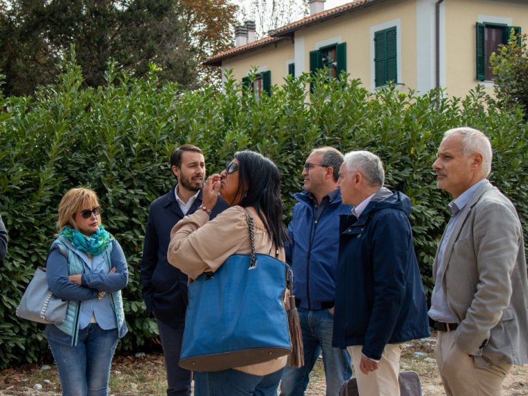Scuola primaria Cirese, entro fine anno termineranno i lavori di adeguamento sismico della palestra