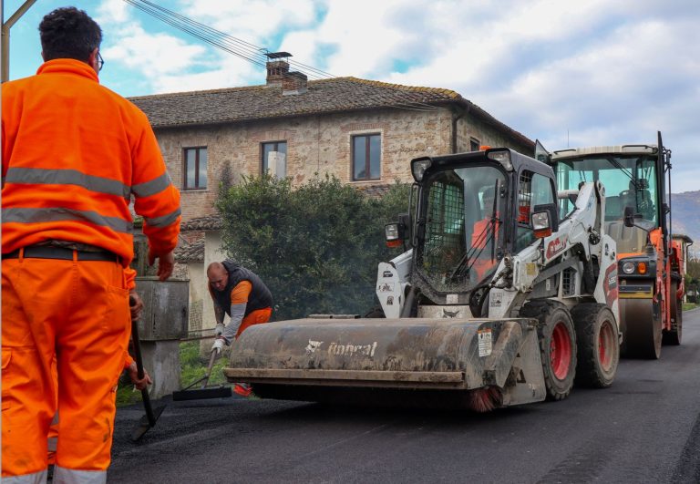 Asfalti, da lunedi lavori in via Velinia