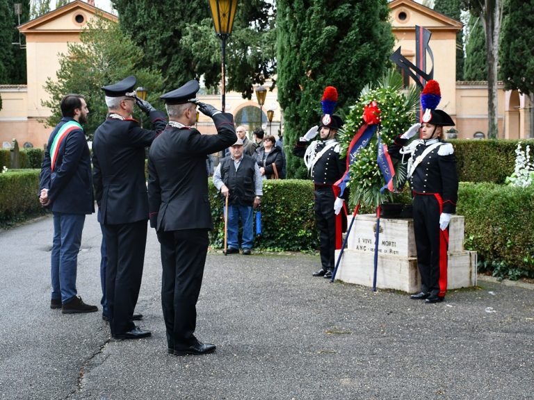 I Carabinieri onorano il ricordo dei caduti dell’Arma