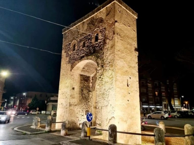 Iniziano i lavori di riqualificazione dell’Esedra di Porta Romana: divieto di sosta dall’8 novembre