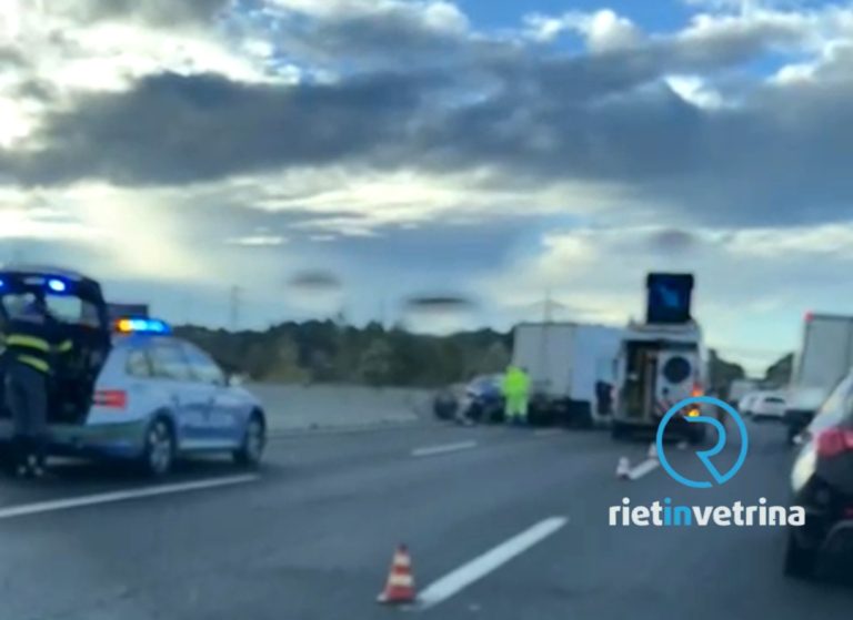 Incidente sulla A1 direzione Roma. Auto ancora bloccate uscita Settebagni