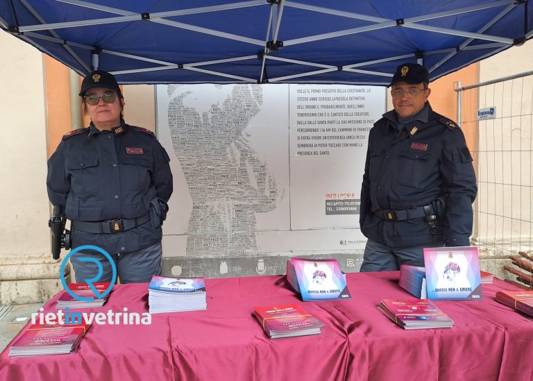 La Polizia di Stato in piazza del Comune di Rieti per “Questo non è amore”