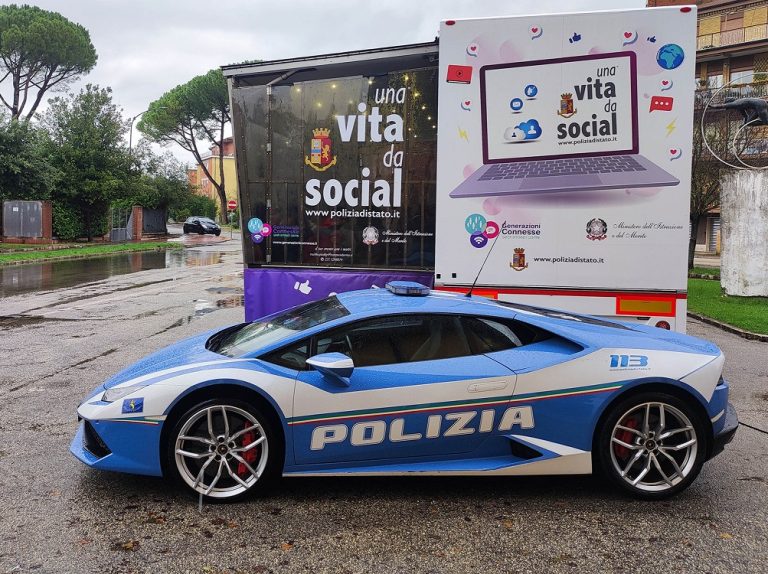 “Una vita da Social – Action week”, la Polizia di Stato incontra gli studenti