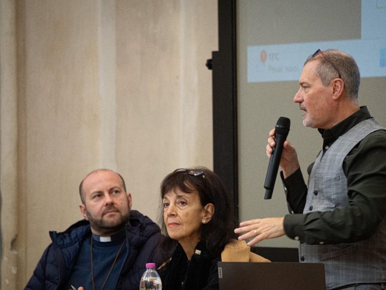 Concorso “Filosofia e Natura”, 200 alunni alla relazione di apertura di monsignor Piccinonna