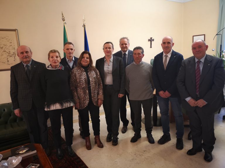 Il prefetto di Rieti, Pinuccia Niglio, riceve i Maestri del Lavoro 2023
