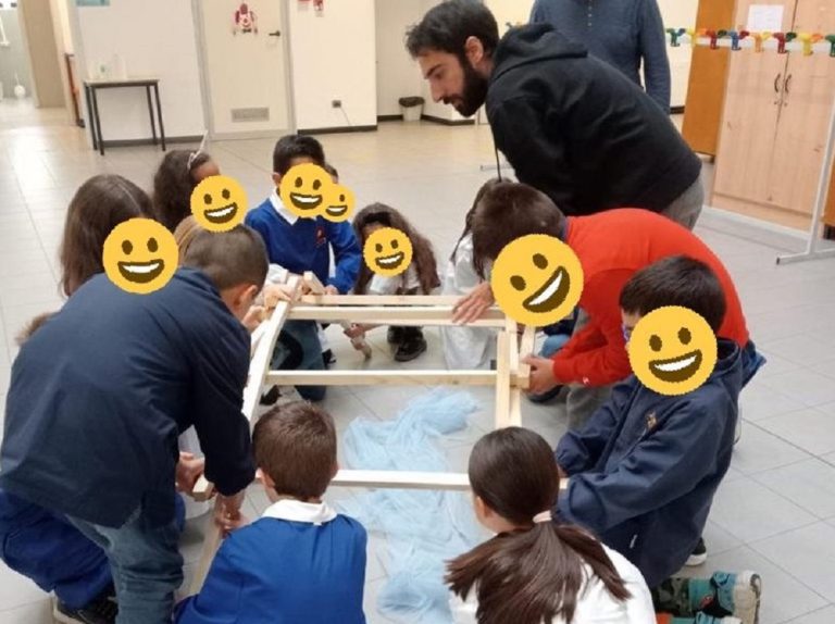 La scuola Alda Merini con i giovanissimi aspiranti architetti