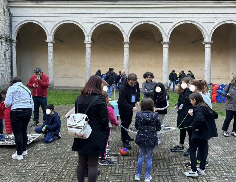 Tanto entusiasmo per il primo Open Day della SOUx, Scuola di architettura per bambini – LE FOTO