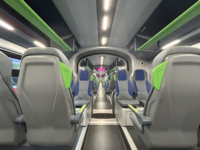 Trasporti: più comfort ed efficienza, nel Lazio nuovi treni Blues e Rock di Fs - foto 2