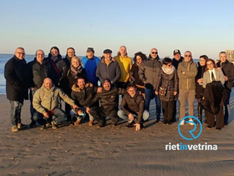 I nati del 1973 di Antrodoco celebrano i loro 50 anni con una gita al mare a San Benedetto del Tronto
