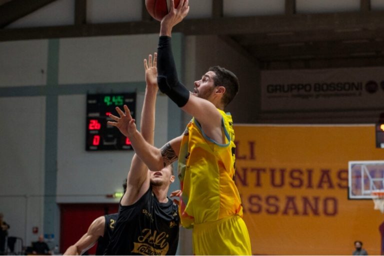 La RSR cade a Cremona per 79-77