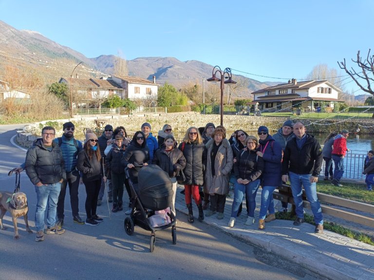 Il 17 dicembre a Rivodutri tenuto un trekking urbano immerso tra i Presepi