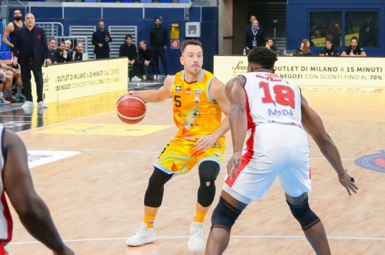 La RSR getta il cuore oltre l’ostacolo e batte 84-86 l’Urania Milano