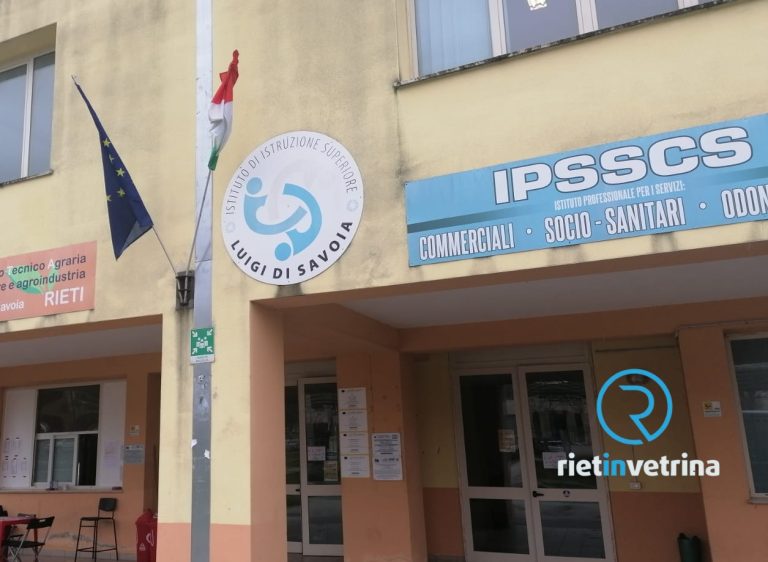 SEI TU IL REPORTER – Una mamma: “Da giorni senza riscaldamenti all’Odontotecnico IPSSCS Luigi di Savoia”