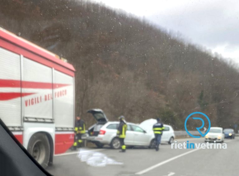Incidente sulla Salaria per Roma, 118 e VVF sul posto