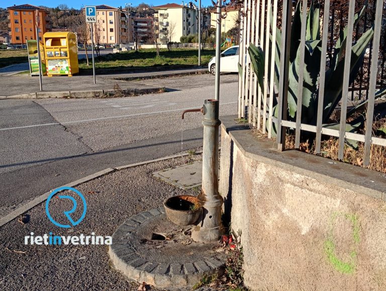 SEI TU IL REPORTER – “Non sarebbe opportuno spostare la fontanella dentro al Parco Craxi?”