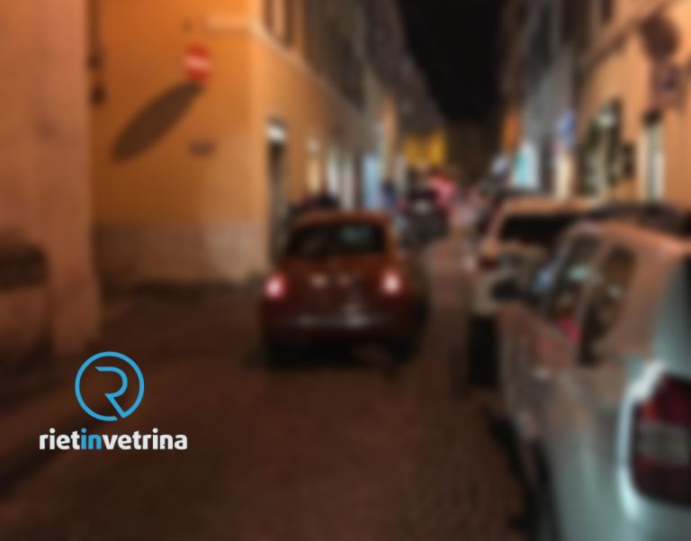 SEI TU IL REPORTER – “Ogni fine settimana ubriachi urlano e litigano in via Varrone e via Cintia. Guidano anche contromano. Dove sono i controlli?”