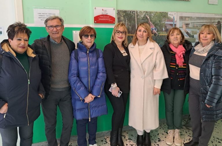 La LILT Rieti consegna una targa al merito alla scuola Ricci