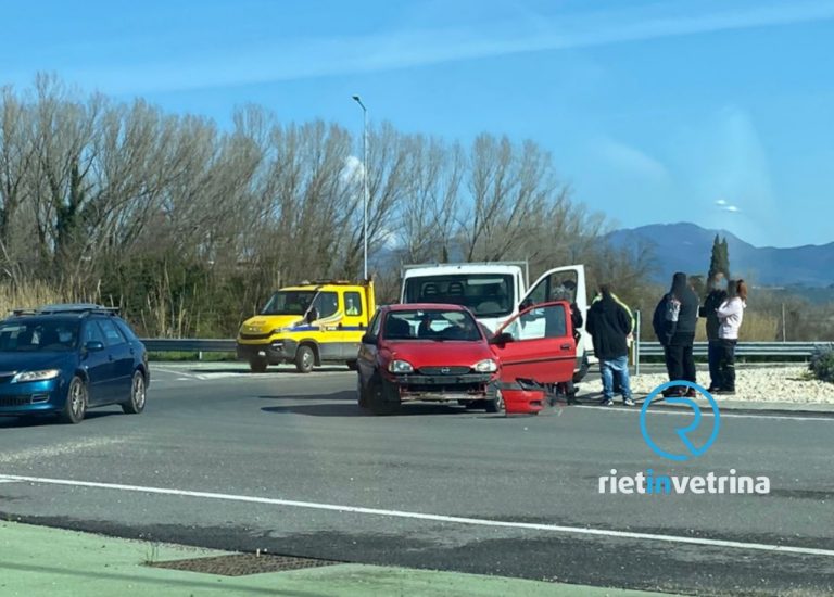 Incidente nella rotatoria di Passo Corese