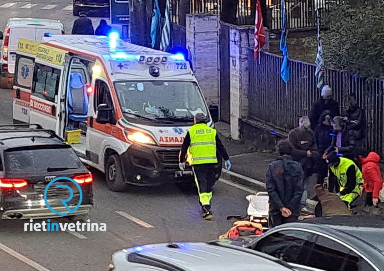 Soccorsa una persona davanti alla Provincia di Rieti