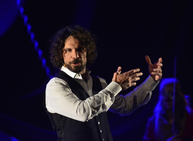 Francesco Montanari a Magliano Sabina con il “Cristo di periferia”