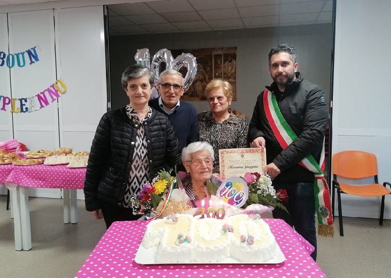 Greccio ha festeggiato i 100 anni di Giuseppina Mariantoni. Buon compleanno!