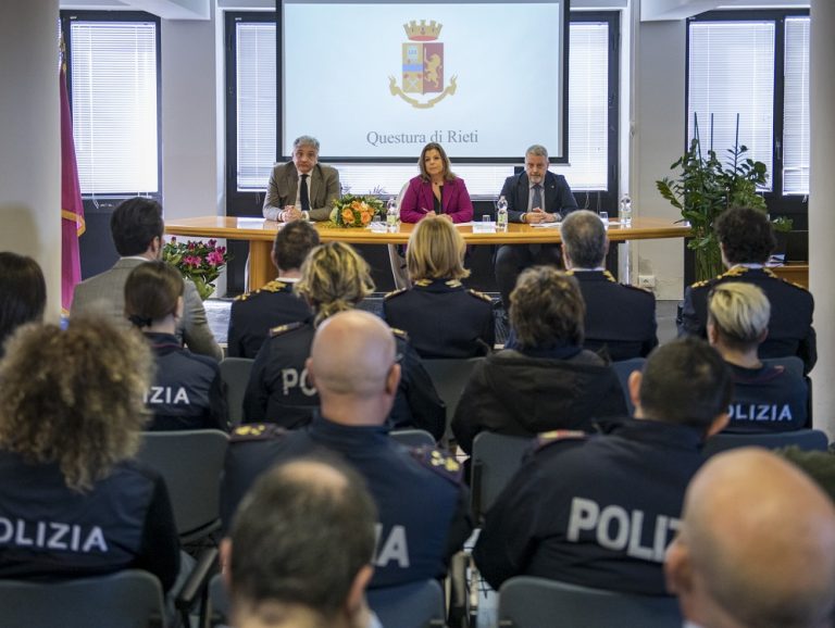 Il prefetto Pinuccia Niglio in visita alla Questura di Rieti