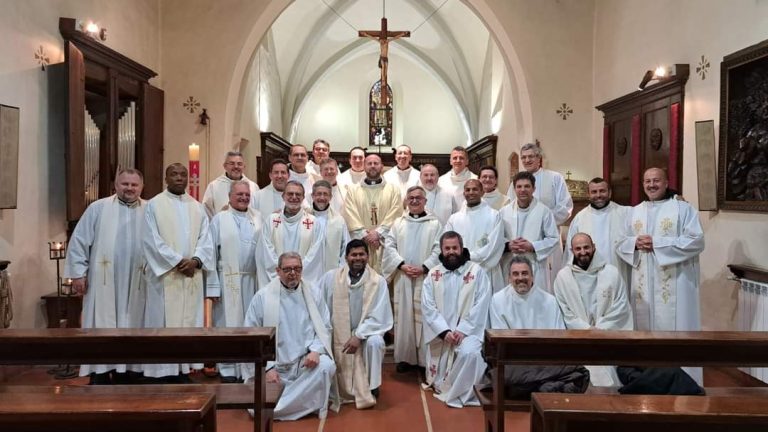 I presbiteri della Diocesi di Roma Nord a Fonte Colombo